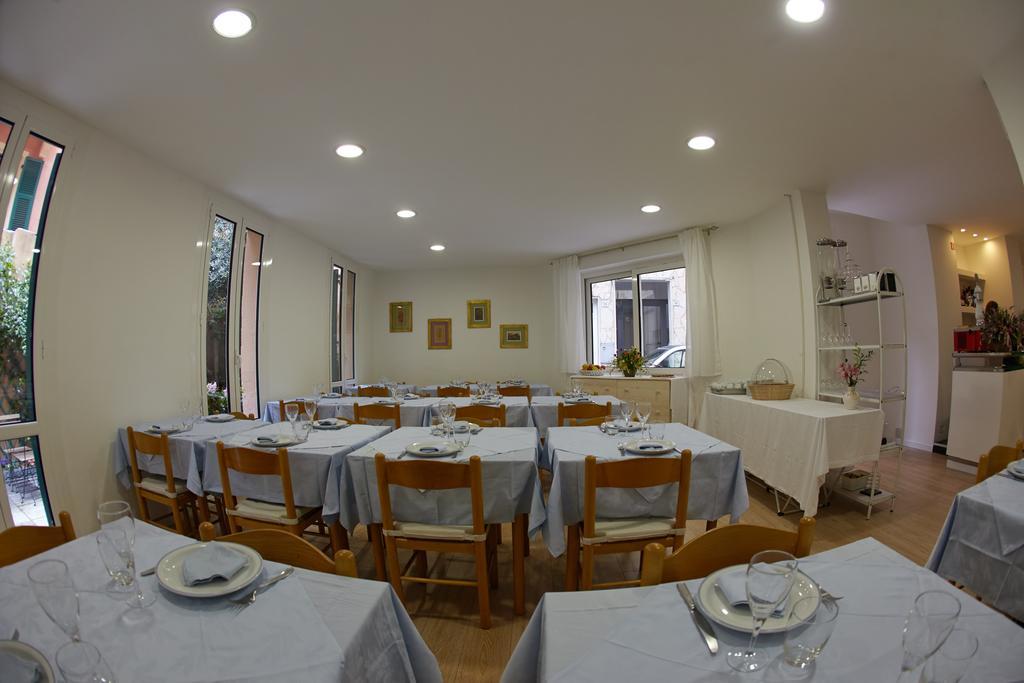 Hotel Lydia Alassio Esterno foto
