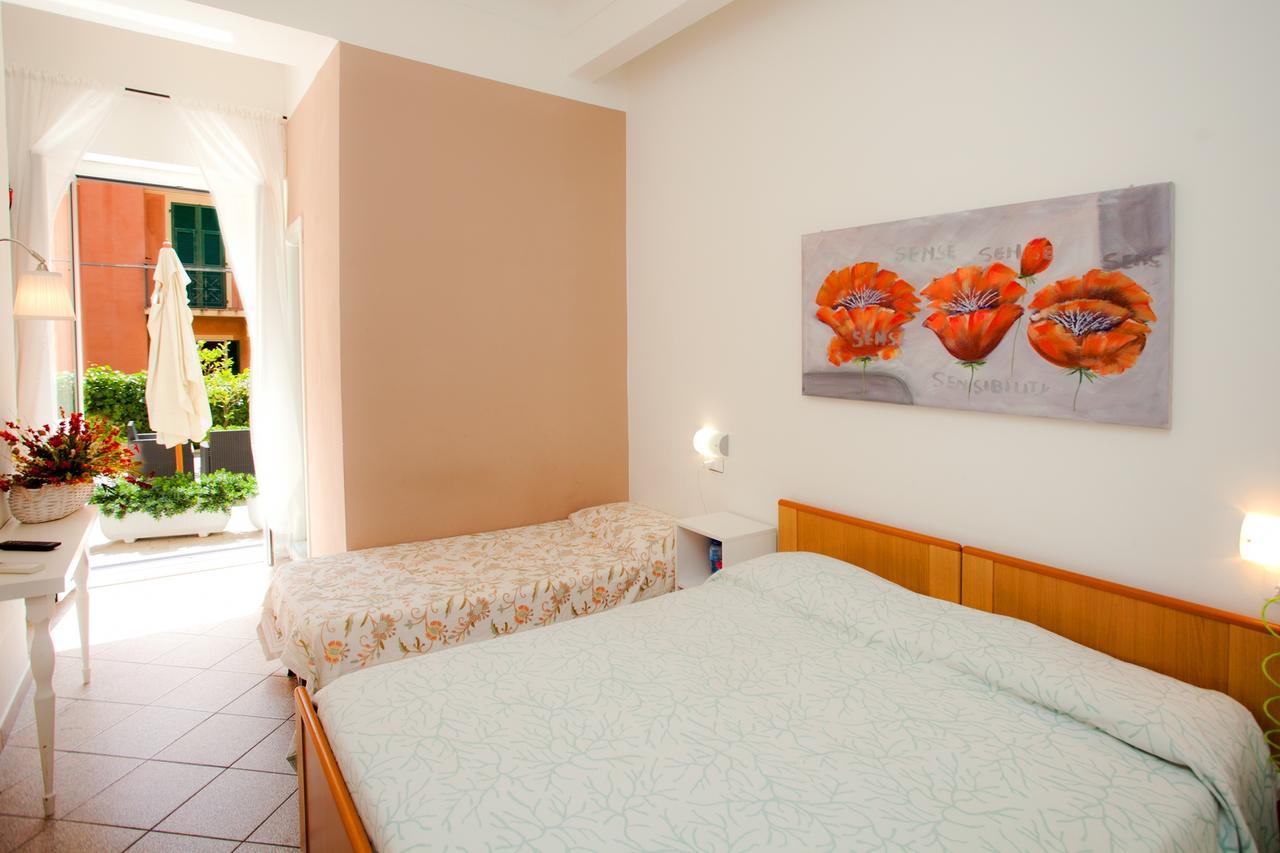 Hotel Lydia Alassio Esterno foto